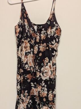 Truth Floral Spaghetti-Strap Floral Dress in Black and Brown